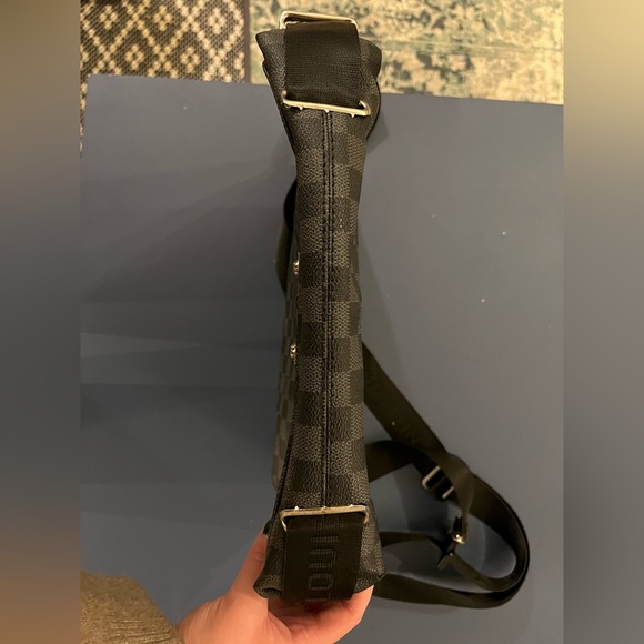 Men’s Louis Vuitton Satchel Bag - Picture 4 of 4